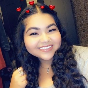 Meet your Posher, Britney